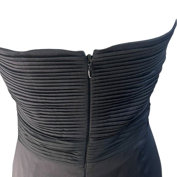 BCBGMaxAzria 100% Silk Halter Dress Women's 6 Black Glam Cocktail Marilyncore - Picture 5 of 13